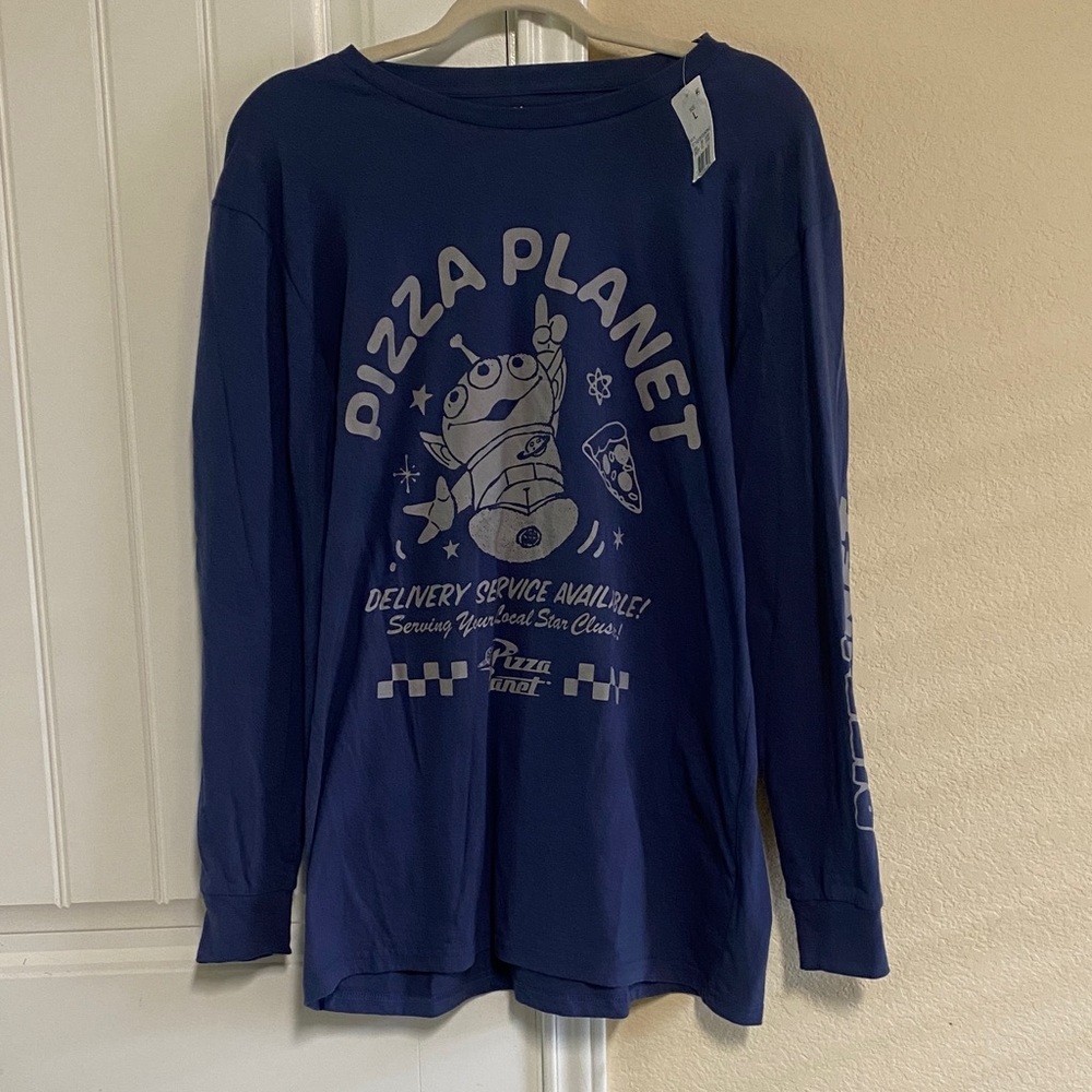 NWT- Blue Toy Story Pizza Planet Long Sleeve Shirt Sz L